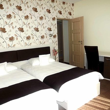 West Plaza Residence Bucureşti Rom bilde