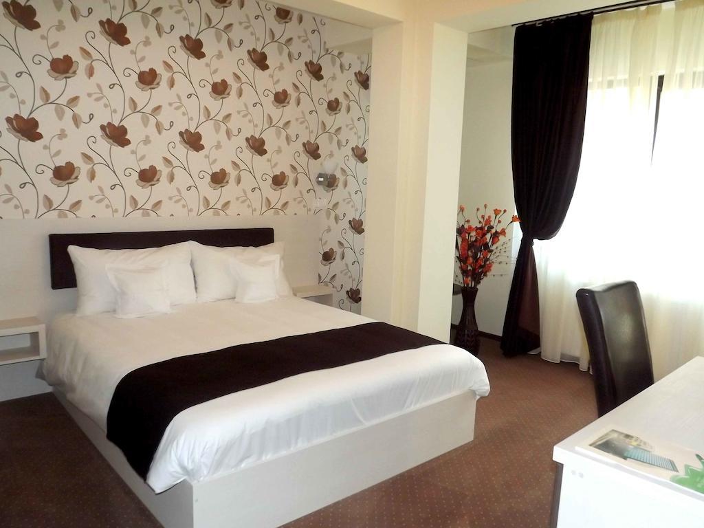 West Plaza Residence Bucureşti Rom bilde