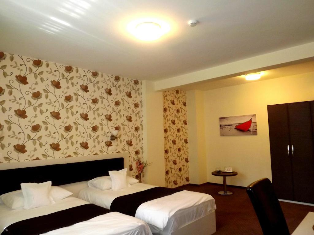 West Plaza Residence Bucureşti Rom bilde