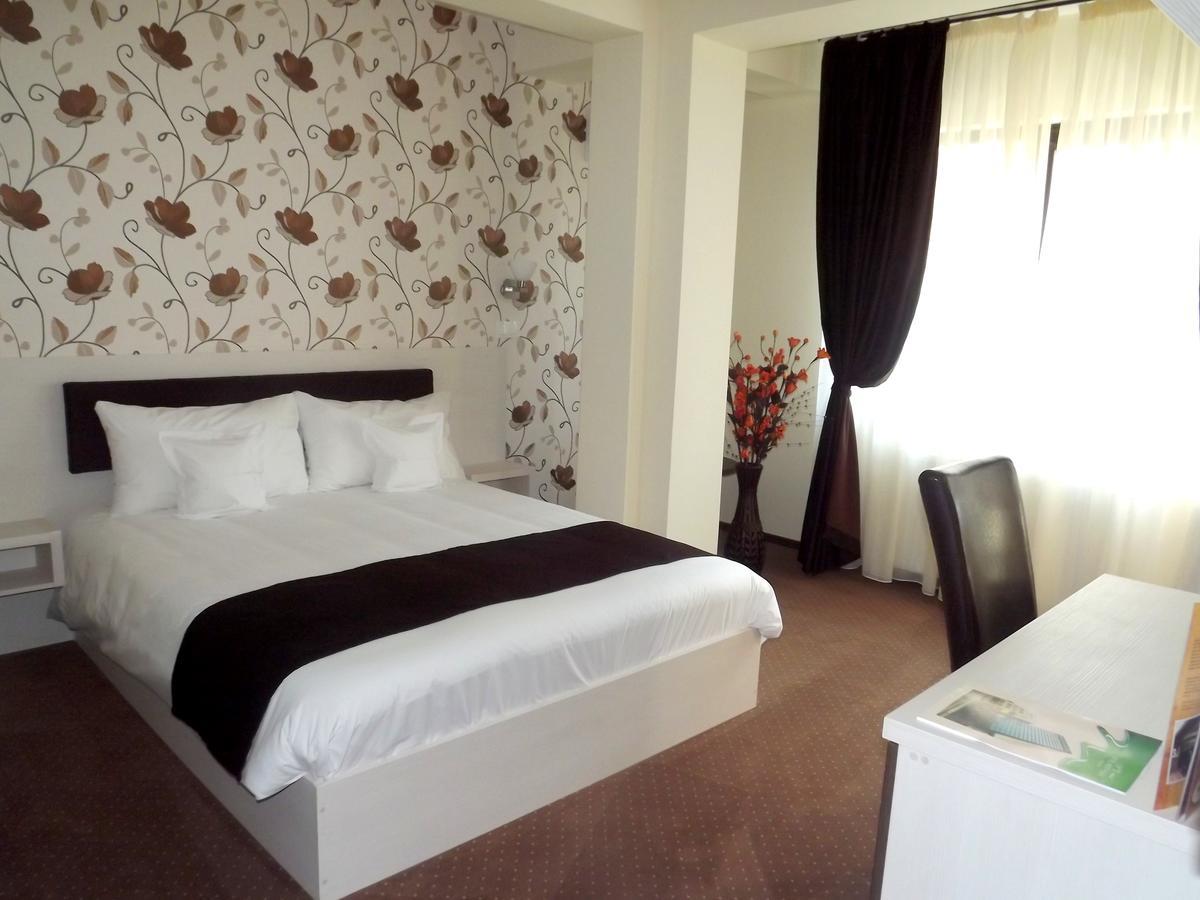 West Plaza Residence Bucureşti Eksteriør bilde